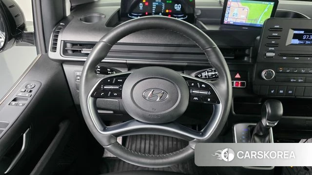 Hyundai Staria 2022 Белый из Кореи, фото 3