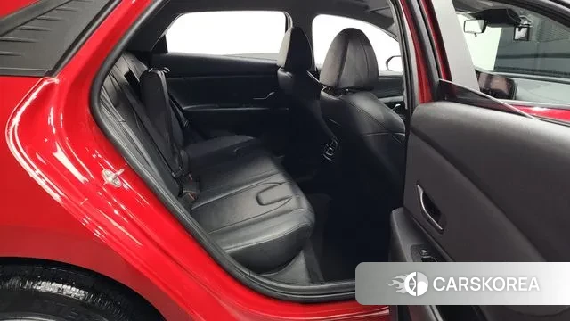 Hyundai Avante (CN7) 2020 Красный из Кореи, фото 3