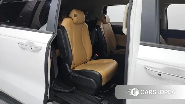 Kia Carnival 4th generation 2021 Белый из Кореи, фото 3