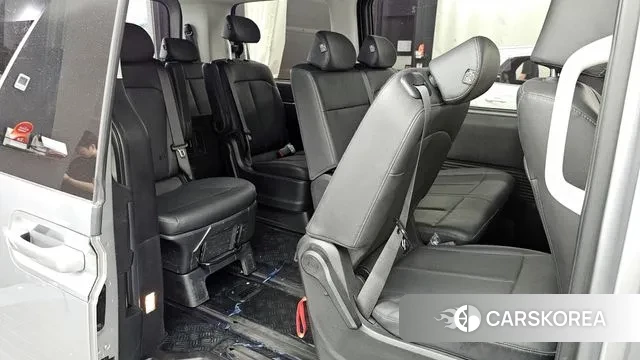 Hyundai Staria 2024 Серебряный из Кореи, фото 3