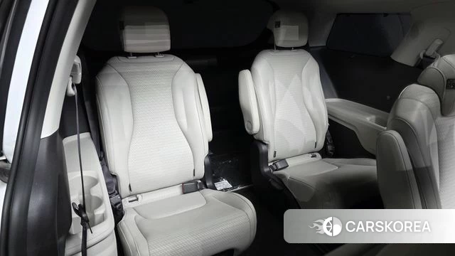Kia Carnival 4th generation 2023 Белый из Кореи, фото 3