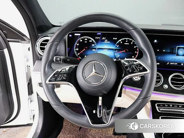 Mercedes-Benz E-Class W213 2023 Белый из Кореи, фото 3