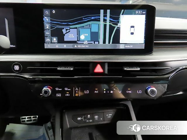 Kia The New K5 3rd generation 2024 Белый из Кореи, фото 3