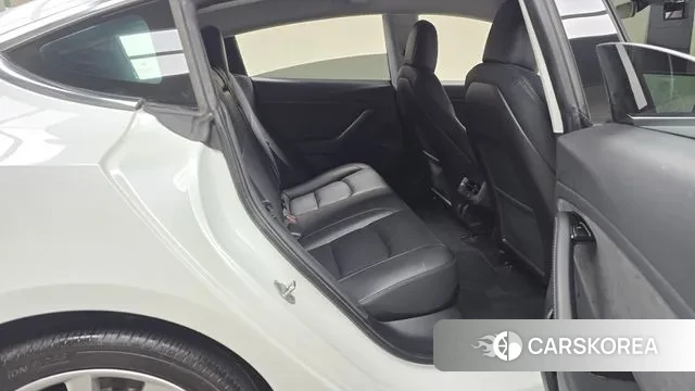 Tesla Model 3 2020 Белый из Кореи, фото 3