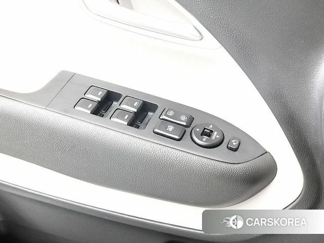 Kia The New Kia Ray 2023 Белый из Кореи, фото 3