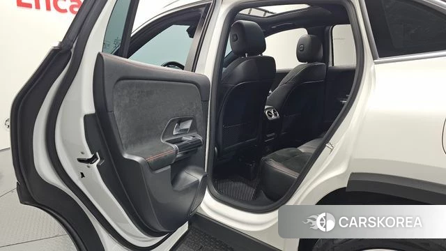 Mercedes-Benz GLA - Class H247 2022 Белый из Кореи, фото 3