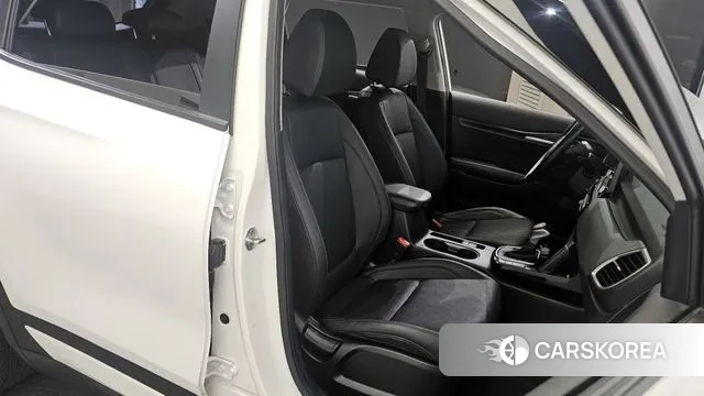 Kia Seltos 2022 Белый из Кореи, фото 3