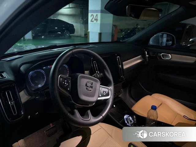 Volvo XC40 2020 Белый из Кореи, фото 3