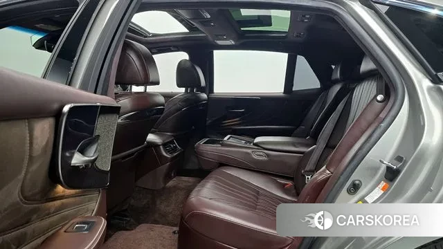 Lexus LS500 5th generation 2018 Серебристо-серый из Кореи, фото 3