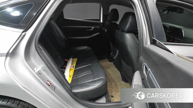 Hyundai Sonata (DN8) 2021 Серебристо-серый из Кореи, фото 3