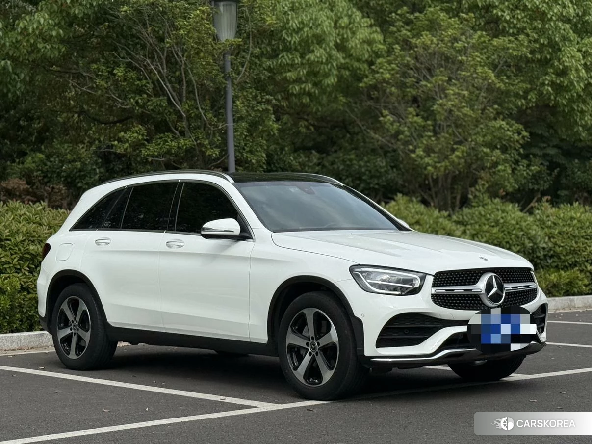 Mercedes-Benz GLC 2022 Белый из Китая, фото 3