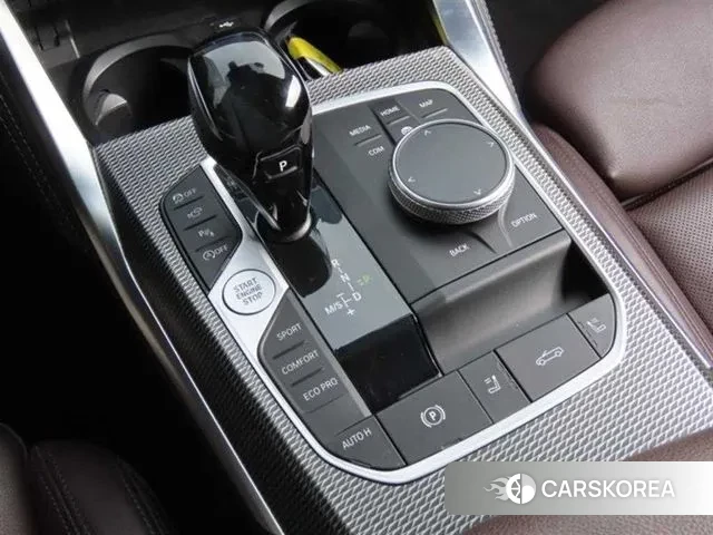 BMW 4 Series (G22) 2021 Черный из Кореи, фото 3