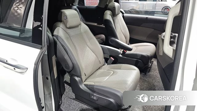 Kia The New Carnival 4th Generation 2023 Белый из Кореи, фото 3