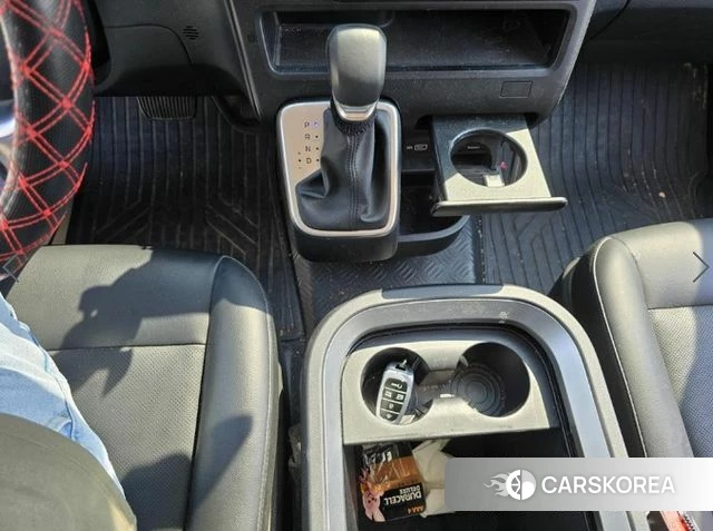 Hyundai Staria 2022 Черный из Кореи, фото 3