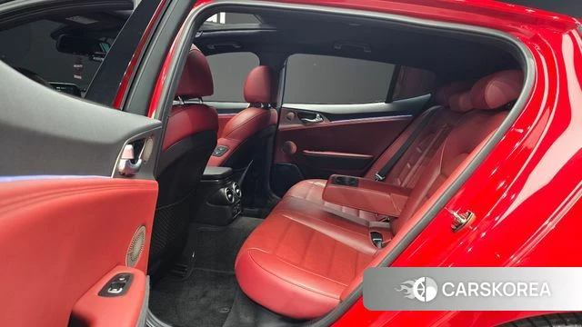 Kia Stinger id 3880206 из Кореи 3