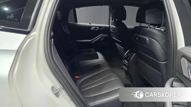 BMW X6 (G06) 2024 Белый из Кореи, фото 3