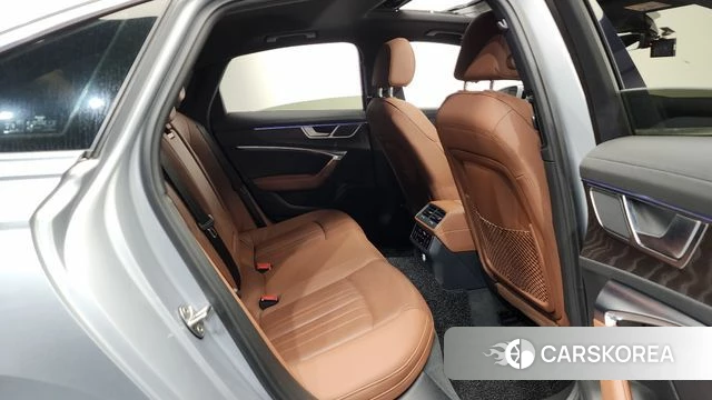 Audi A6 (C8) 2020 Серебряный из Кореи, фото 3