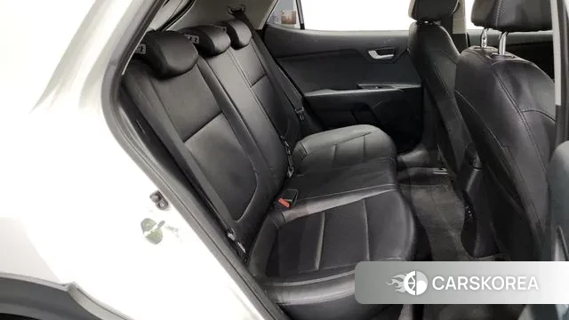 Kia Stonic 2018 Белый из Кореи, фото 3