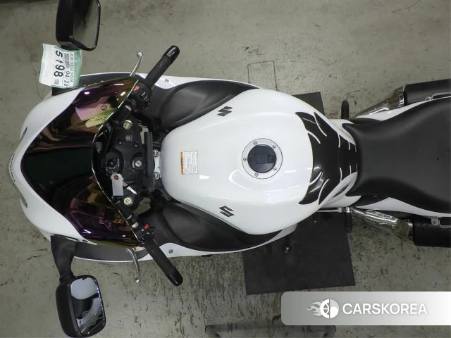 Проданный Suzuki GSX1300R HAYABUSA id 4183616 из Японии