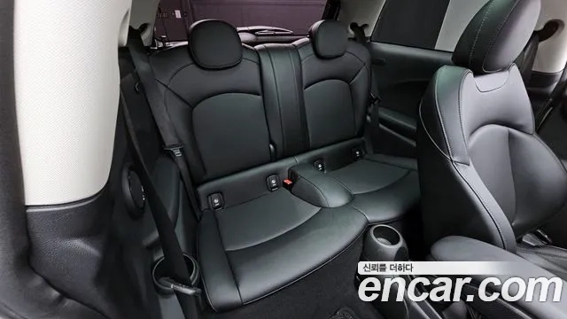 Mini Cooper D 2018 Жемчужный цвет из Кореи, фото 3