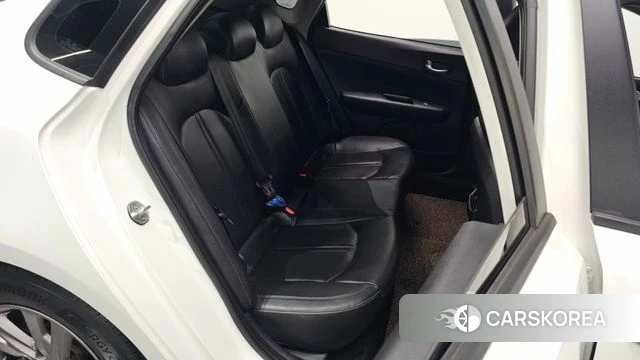 Kia The New K5 2nd generation 2018 Белый из Кореи, фото 3