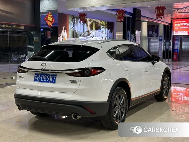 Mazda CX-4 2022 Белый из Китая, фото 3
