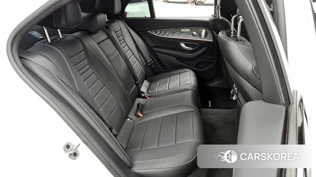 Mercedes-Benz E-Class W213 2023 Белый из Кореи, фото 3