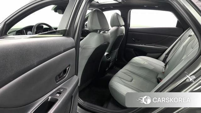 Hyundai The New Avante (CN7) 2023 Серый из Кореи, фото 3