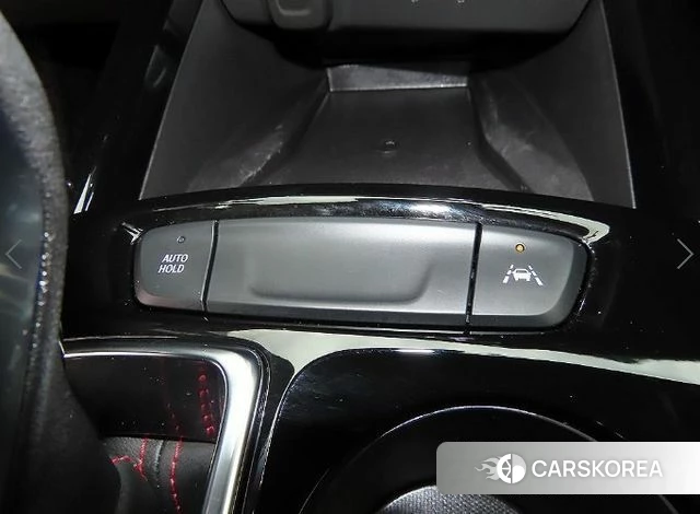 Chevrolet (GM Daewoo) Trax Crossover 2023 Белый из Кореи, фото 3