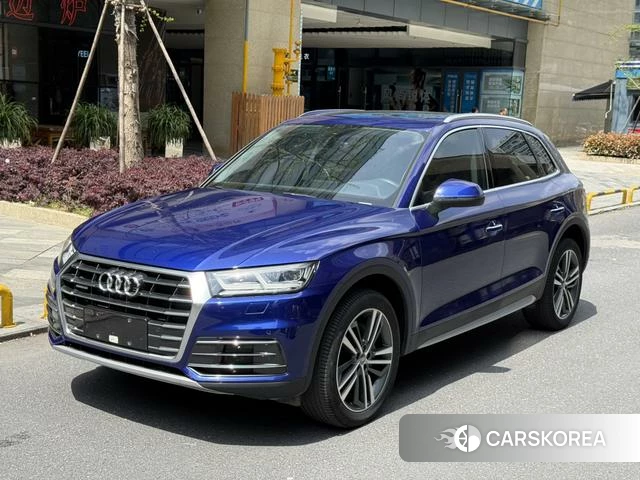Audi Q5L 2019 Синий из Китая, фото 3