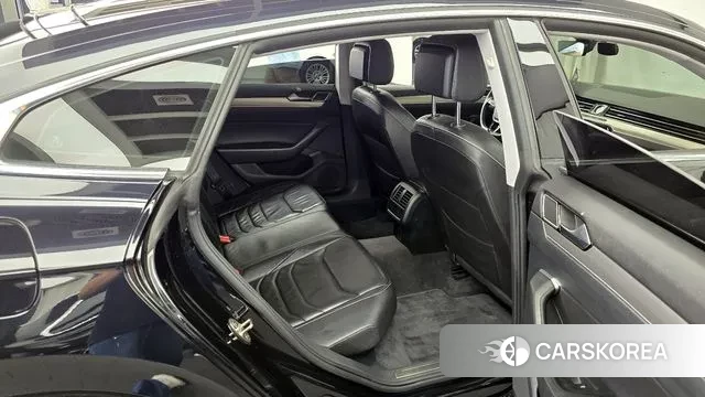 Volkswagen Arteon 2019 Черный из Кореи, фото 3