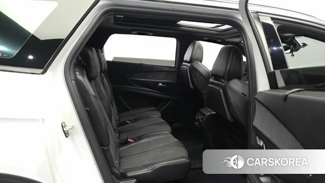 Peugeot 5008 second generation 2019 Белый из Кореи, фото 3