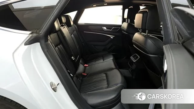 Audi A7 (4K) 2020 Белый из Кореи, фото 3