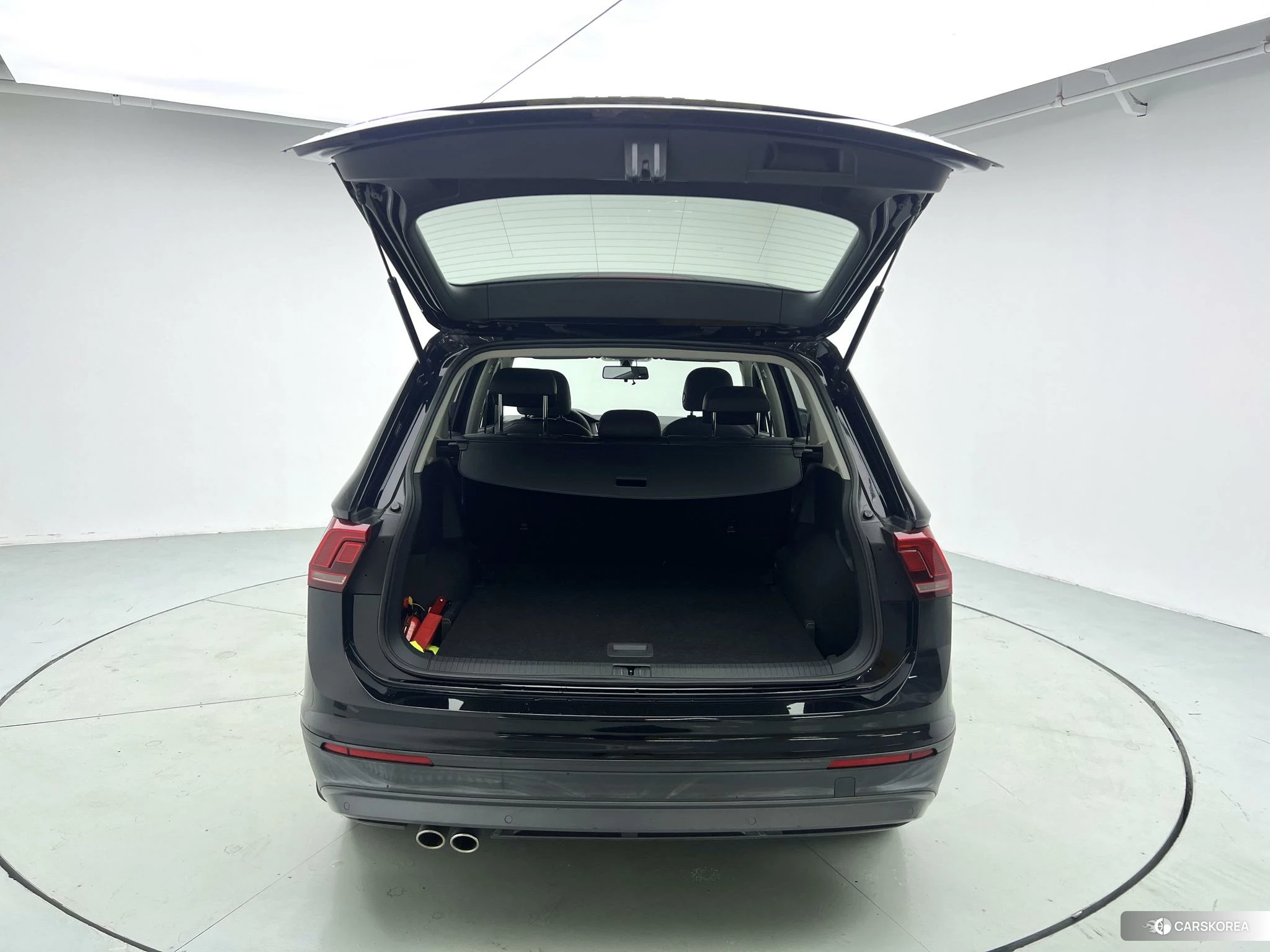 Volkswagen Tiguan L 2020 Черный из Китая, фото 3