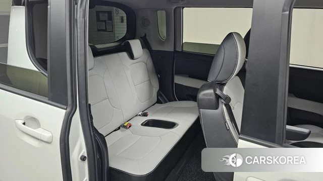 Kia The New Kia Ray EV 2023 Белый из Кореи, фото 3