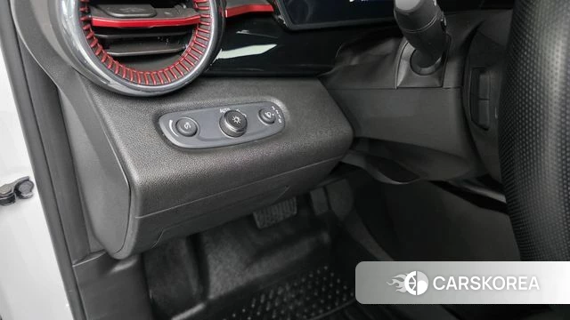 Chevrolet (GM Daewoo) Trax Crossover 2023 Белый из Кореи, фото 3