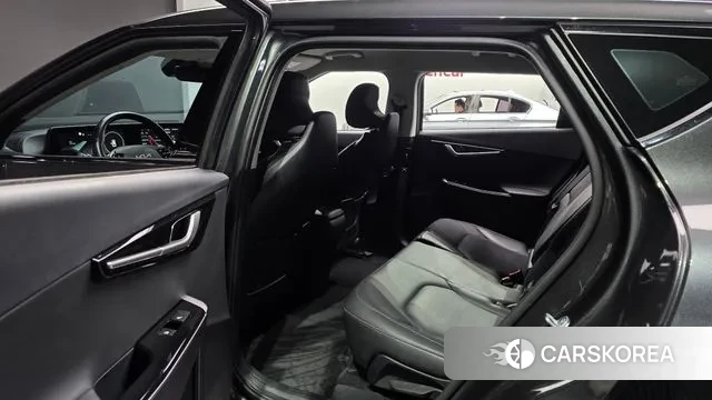 Kia EV6 2022 Серый из Кореи, фото 3