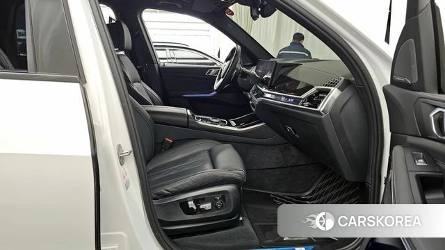 BMW X5 (G05) 2024 Белый из Кореи, фото 3