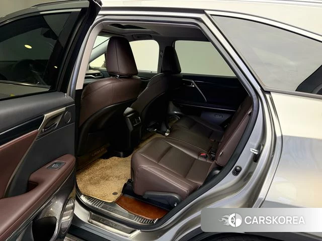 Lexus RX 2022 Серебристо-серый из Китая, фото 3