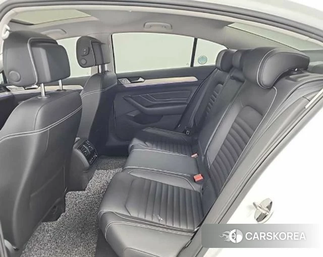 Volkswagen Passat GT (B8) 2021 Белый из Кореи, фото 3