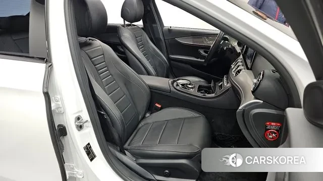 Mercedes-Benz E-Class W213 2020 Белый из Кореи, фото 3