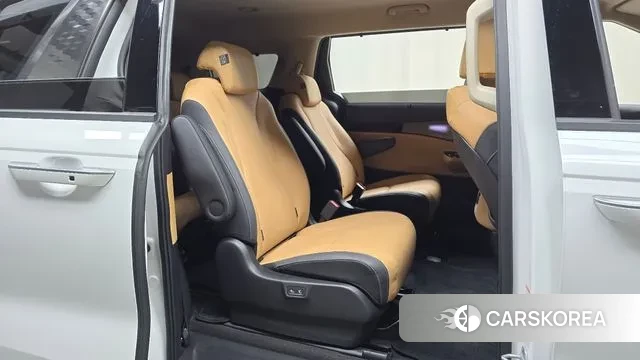 Kia Carnival 4th generation 2023 Белый из Кореи, фото 3