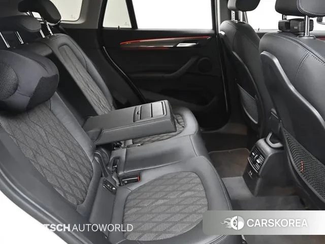 BMW X1 (F48) 2021 Белый из Кореи, фото 3