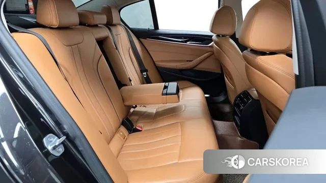 BMW 5 Series (G30) 2019 Серый из Кореи, фото 3