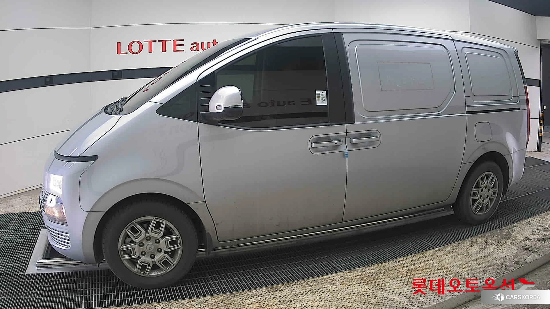 Hyundai Staria 2024 Другое из Кореи, фото 3