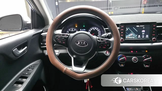 Kia Stonic 2019 Небесно-голубой из Кореи, фото 3
