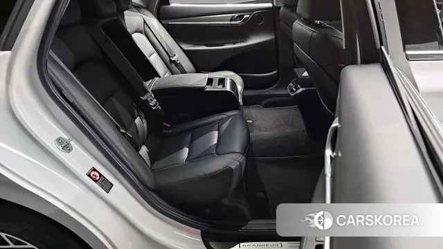 Hyundai The New Grandeur IG Hybrid 2021 Белый из Кореи, фото 3