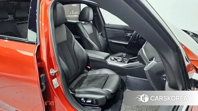 BMW 3 Series (G20) 2021 Оранжевый из Кореи, фото 3