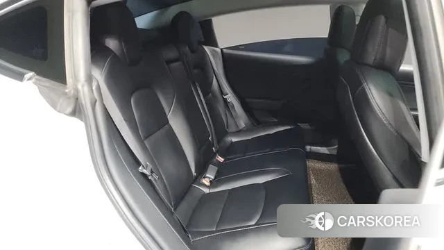 Tesla Model 3 2019 Белый из Кореи, фото 3