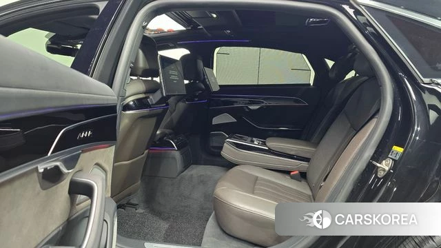 Audi A8 (D5) 2021 Черный из Кореи, фото 3
